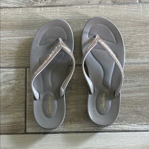 Skechers Women's Taupe Flip Flop Sandals with Sparkling Strap